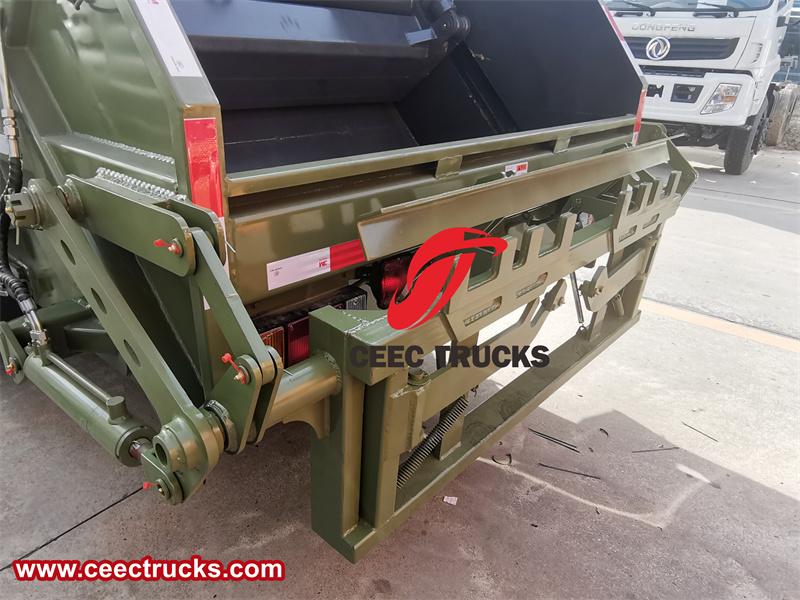 Flip mechanism Flip mechanism