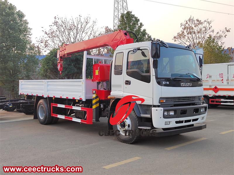 Isuzu FTR lorry truck with hydraulic crane Isuzu FTR lorry truck with hydraulic crane
