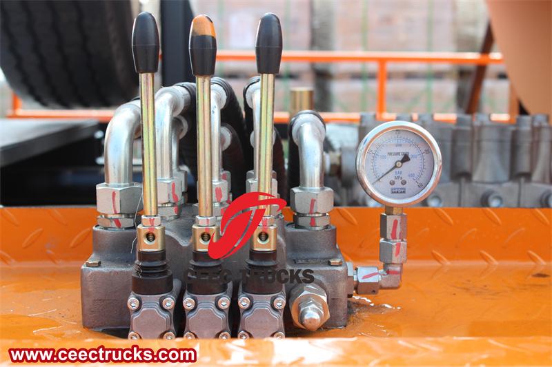 Multi-way valve Multi-way valve