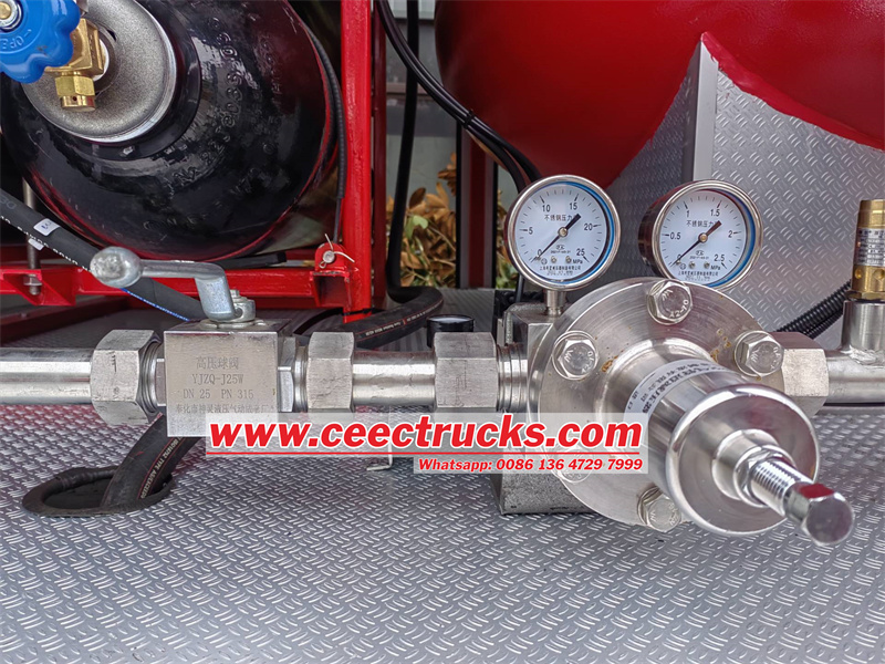 ISUZU NKR Nitrogen fire truck ISUZU NKR Nitrogen fire truck