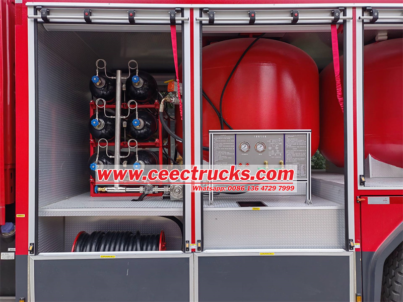 Isuzu FVR dry powder fire truck Isuzu FVR dry powder fire truck