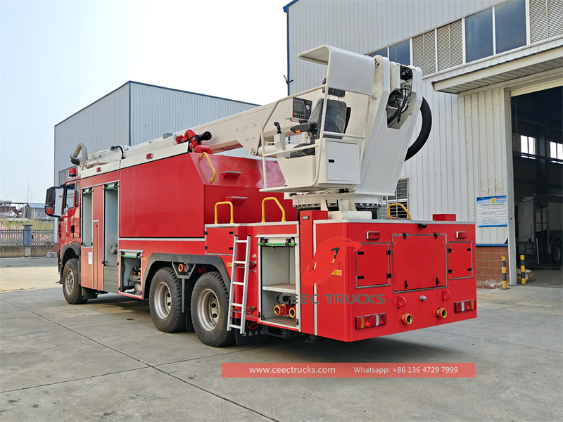 Howo water & foam with mounted high reach extendable turret