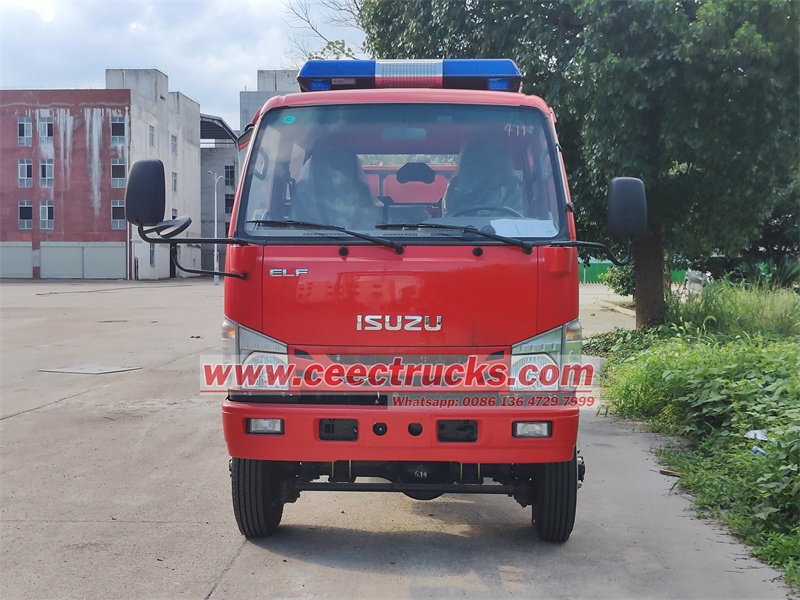 Isuzu mini ELF fire engine offroad model