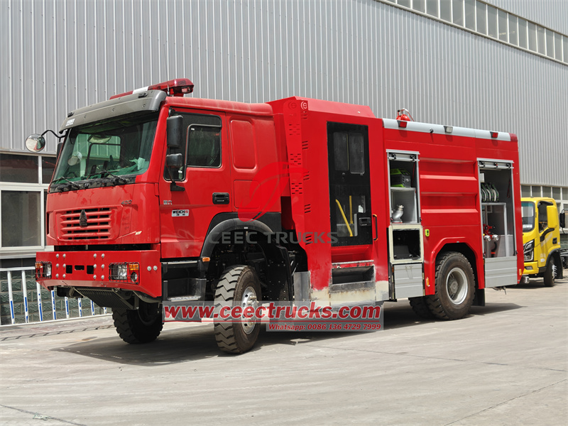 Howo 4x4 all terrain fire fighting truck