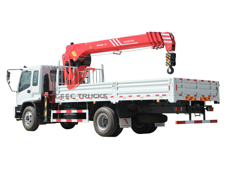 ISUZU FTR dropside cargo truck crane 