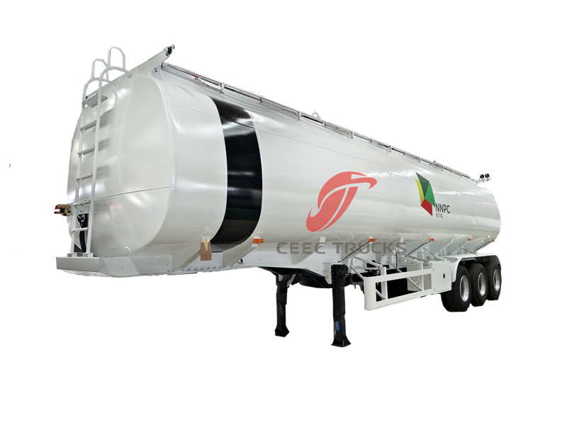 New 3-axis 40CBM fuel tank trailer