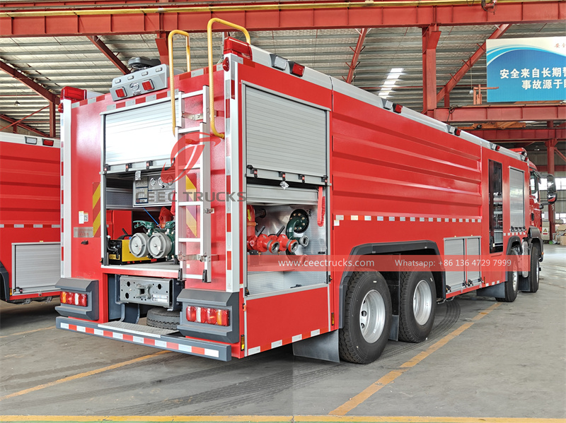Howo heavy-duty 8x4 fire fighting truck