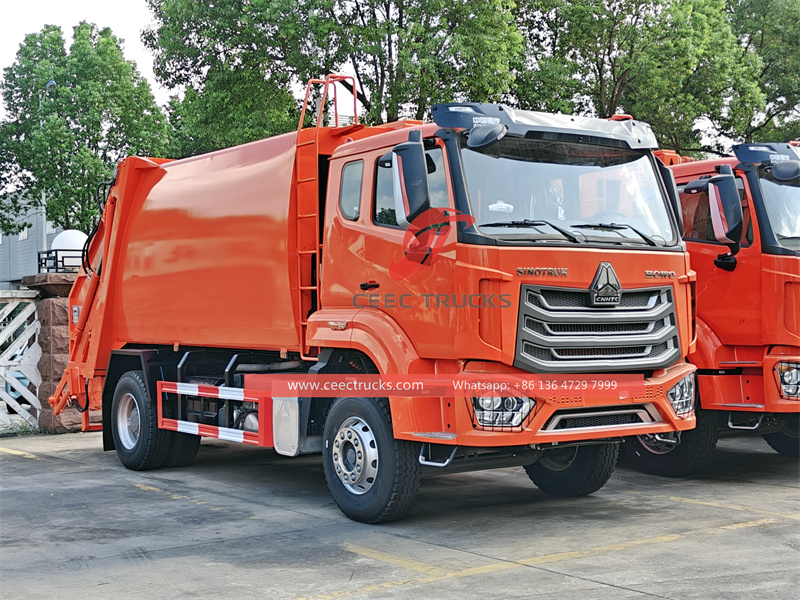 Howo rear loader garbage truck