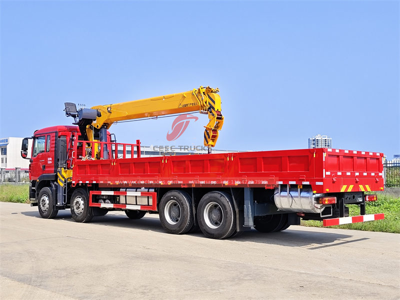 Howo 8x4 cargo truck mounted 20 tons crane