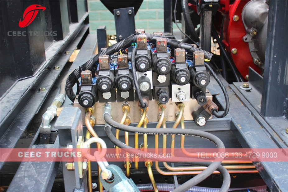 동풍 5000L 진공 도로 청소차