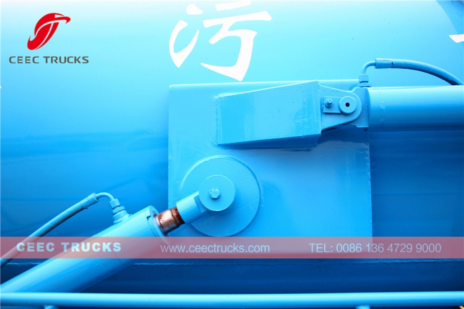 동풍 8,000리터 정화조 흡입 트럭