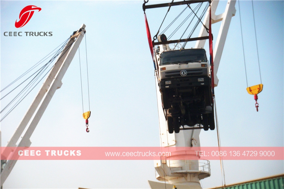 동풍 10,000리터 진공 탱크 트럭