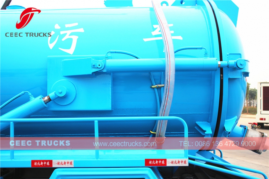 동풍 8,000리터 정화조 흡입 트럭