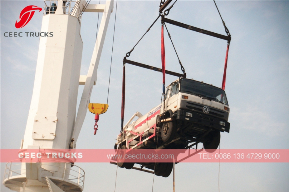 동풍 10,000리터 진공 탱크 트럭