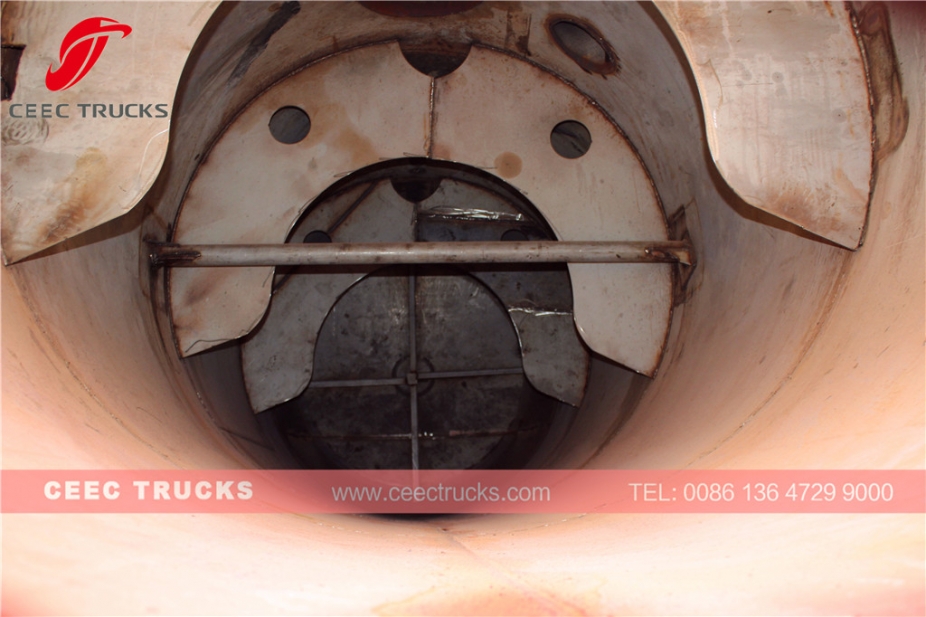 판매용 HOWO 18CBM 정화조 청소 트럭