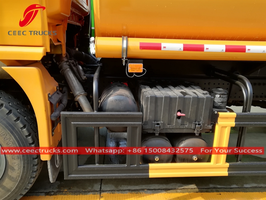 샤먼 11CBM 물탱크 트럭