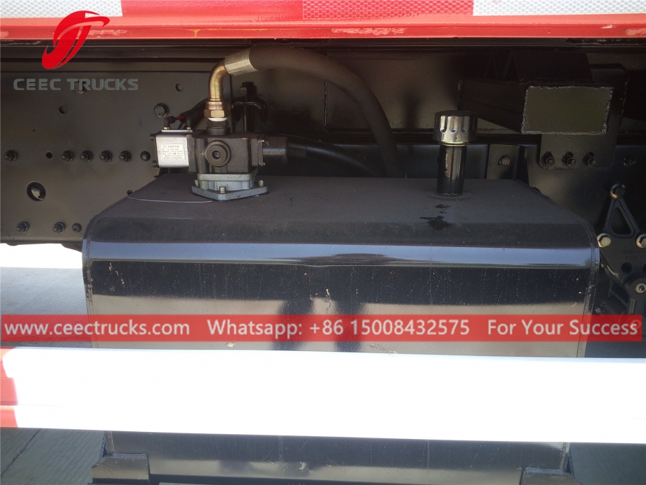 8x4 덤프트럭 FAW