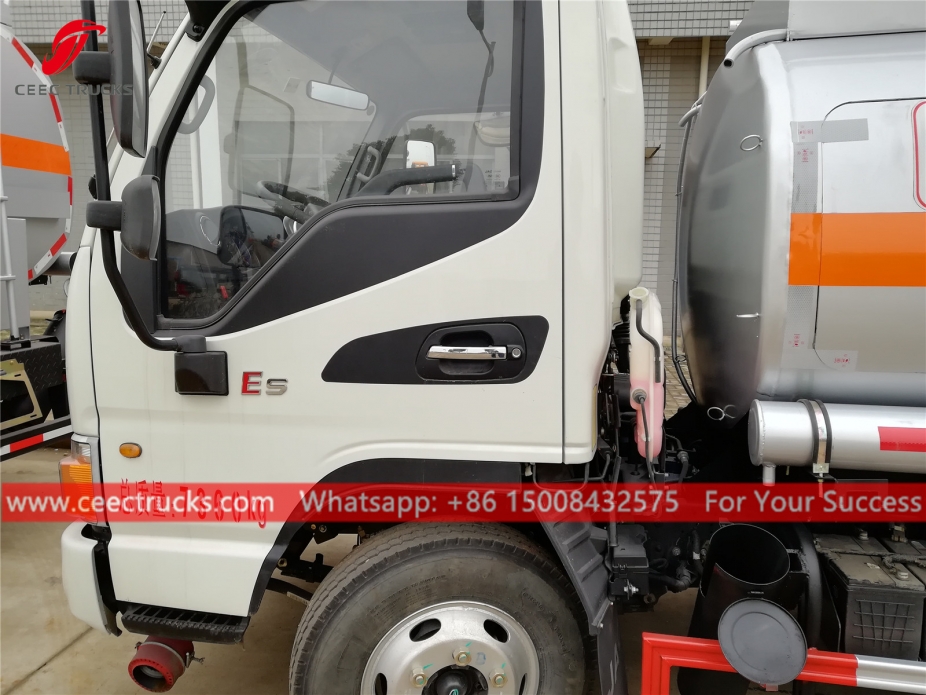 4.2CBM JAC 연료 탱크로리