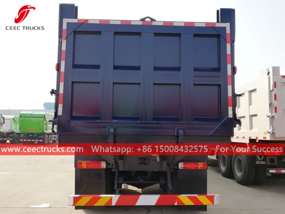 IVECO 8x4 덤프트럭