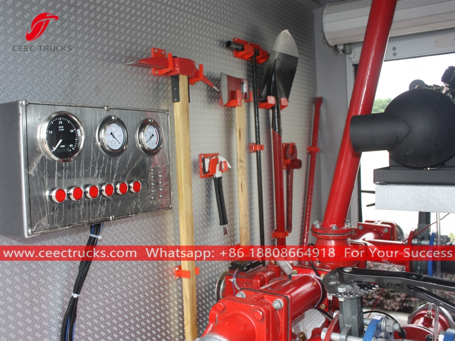 이수즈 600P 소방차