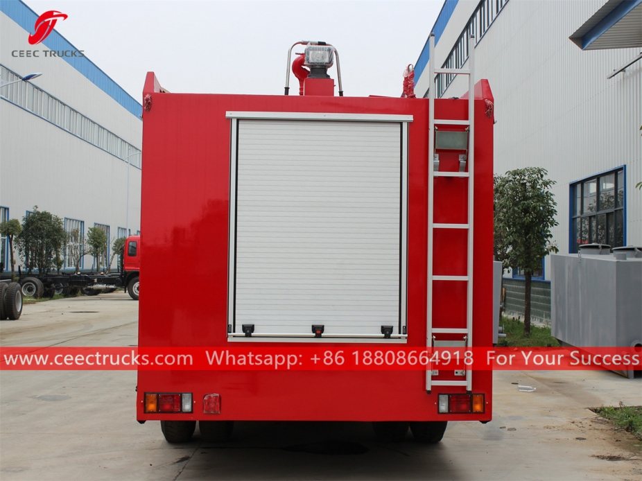 이수즈 FTR 소방차