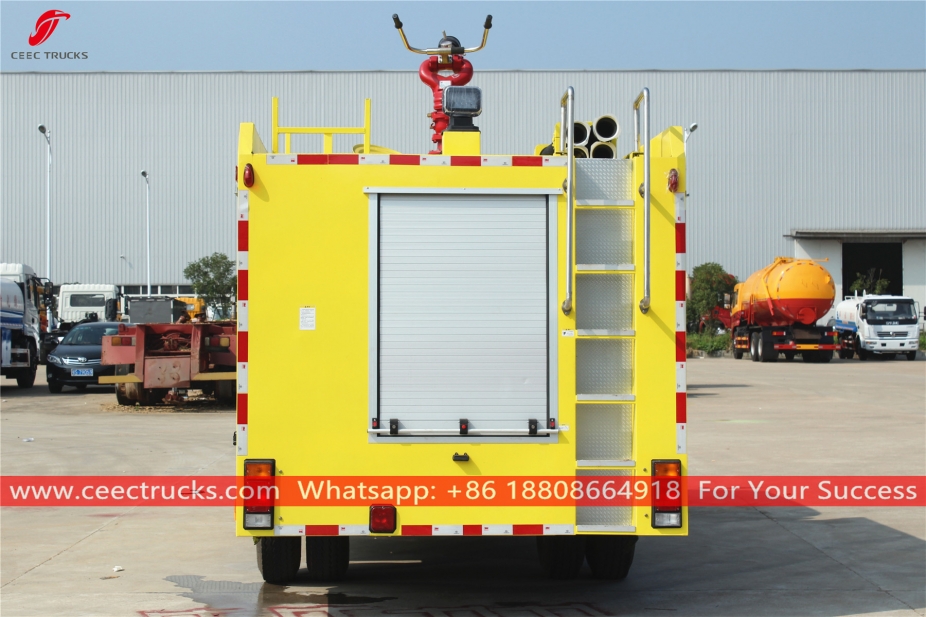 이수즈 4+1CBM 물포 소화약제 차량