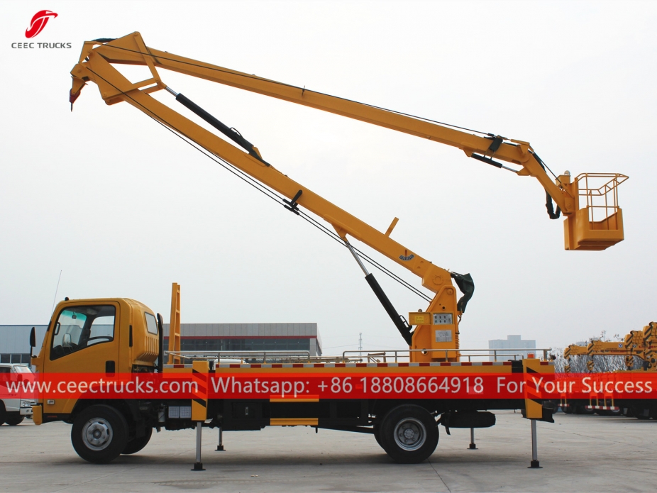 이수즈 18m 맨리프트 차량