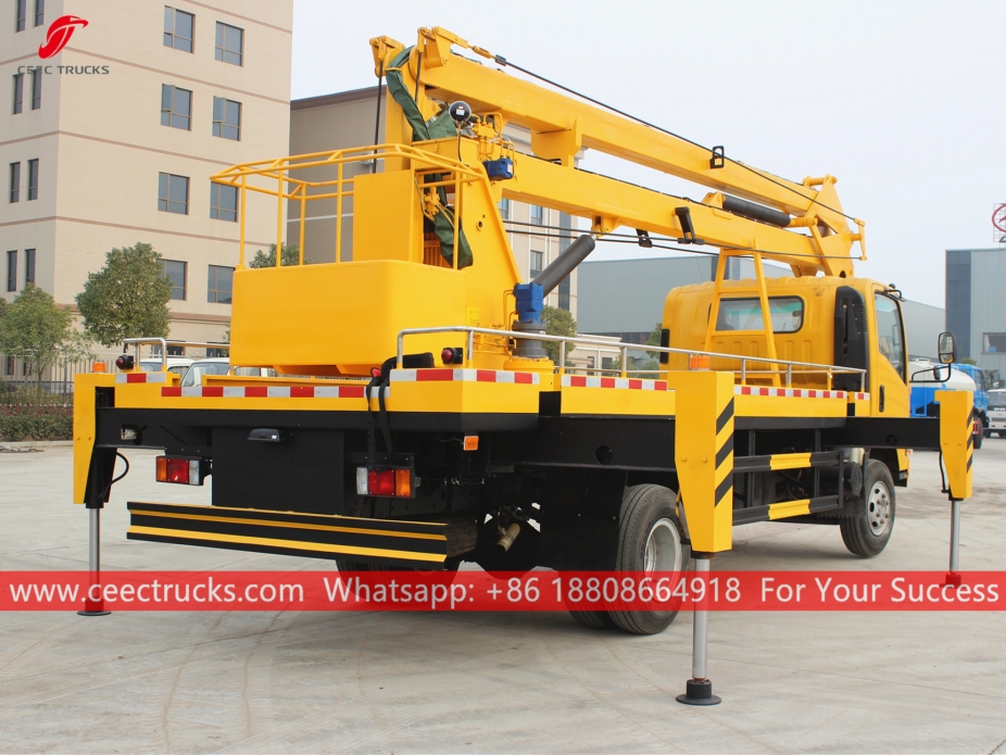 이수즈 18m 맨리프트 차량