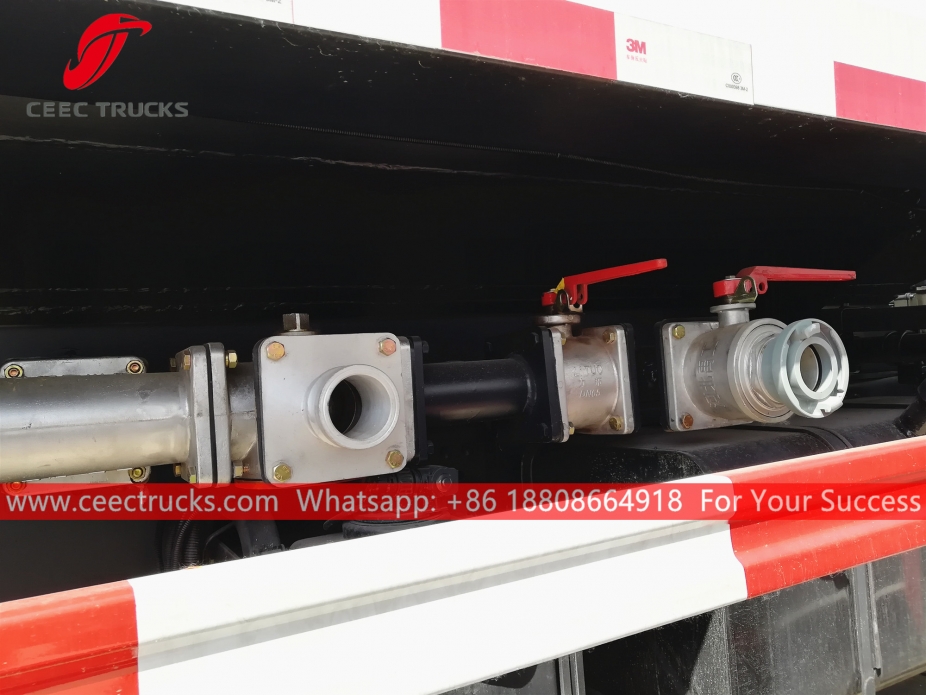 7CBM 동풍 물탱크차