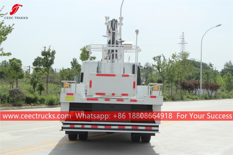 이수즈 18m 고소 작업대