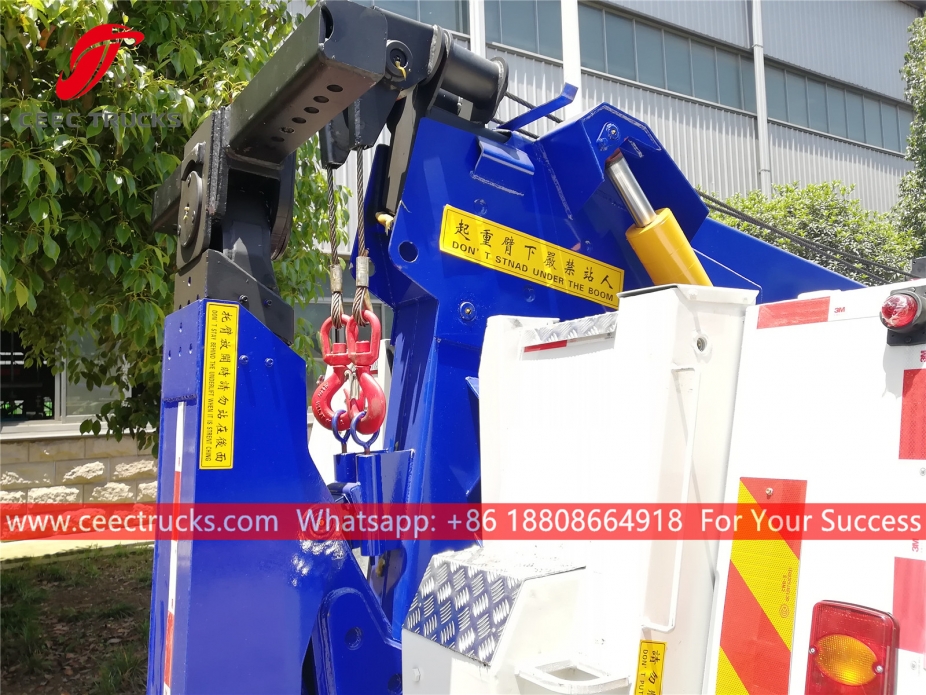 동풍 도로 렉커차