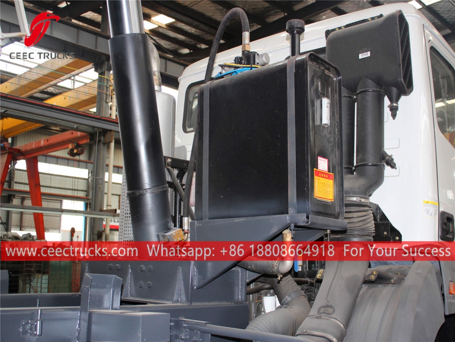 이수즈 기가 덤프 트럭