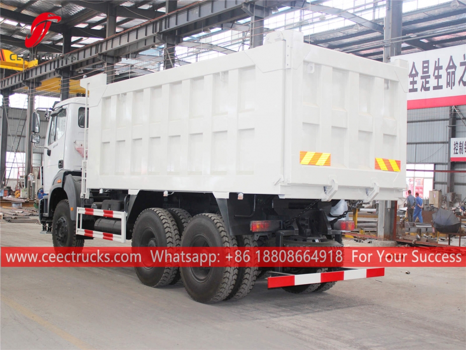 이수즈 기가 덤프 트럭