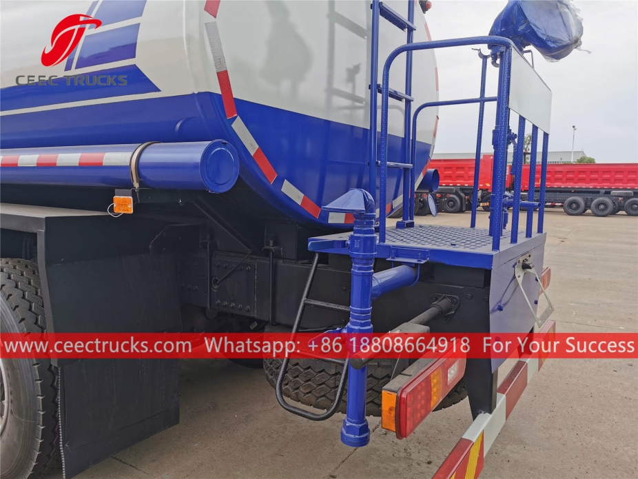 18CBM 우측핸들 물탱크 트럭 DAYUN