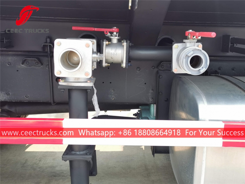 18CBM 우측핸들 물탱크 트럭 DAYUN