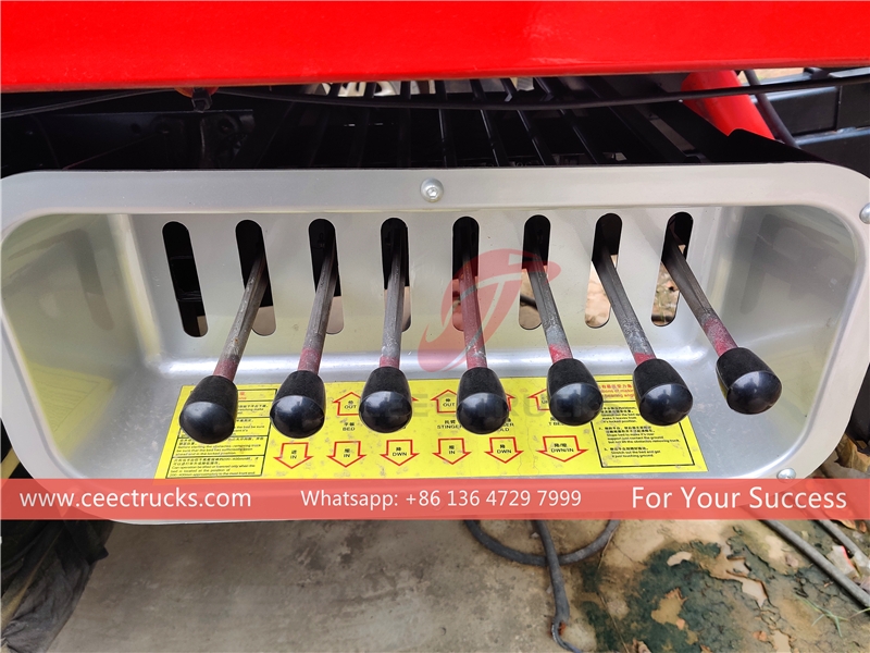 이스즈 NQR 렉커 트럭