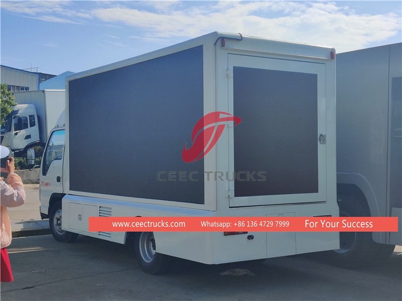 이스즈 100P 4*2 구동 이동식 무대 트럭