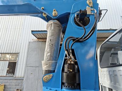 Isuzu GIGA 4x cabin truck 10T crane with direct sale