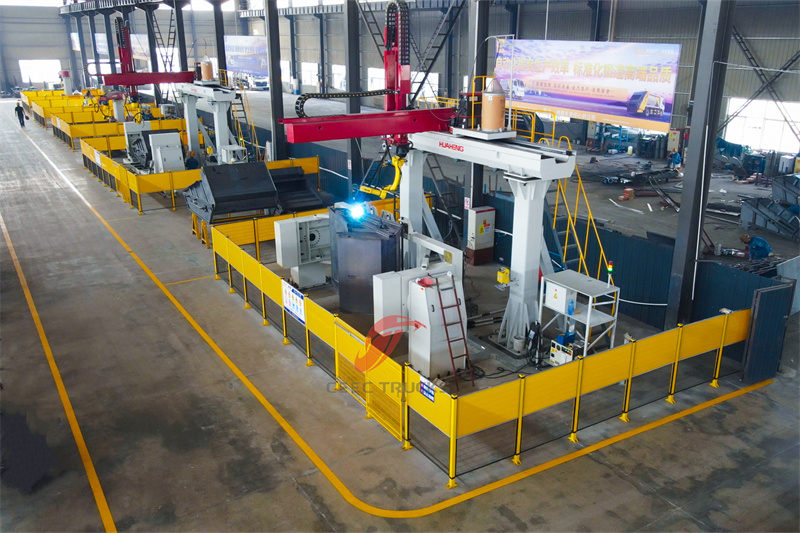 쓰레기 후부로더 생산에 자동용접 적용