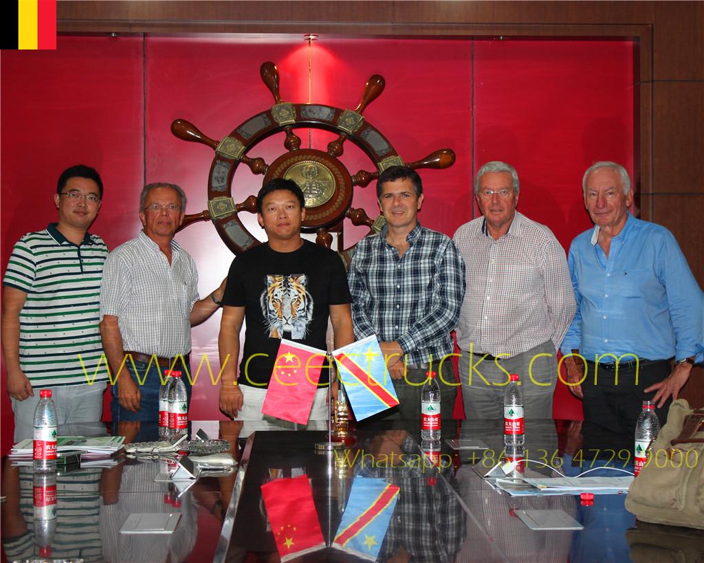 벨기에 고객, 콩고 프로젝트를 위한 베이벤 2534 덤프 트럭 구매를 위해 당사 방문